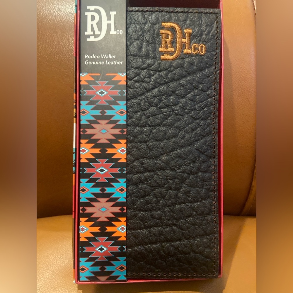 New! Red Dirt Road Co long Leather Rodeo Wallet